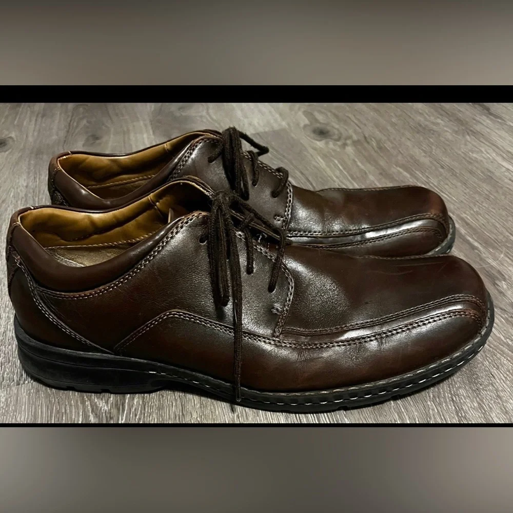 Dockers men’s Leather lace‎ up shoes size 13 M great used condition